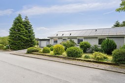 Til salg hos RealMæglerne Holstebro: Nydelig og indflytningsparat villa i Nr. Felding
