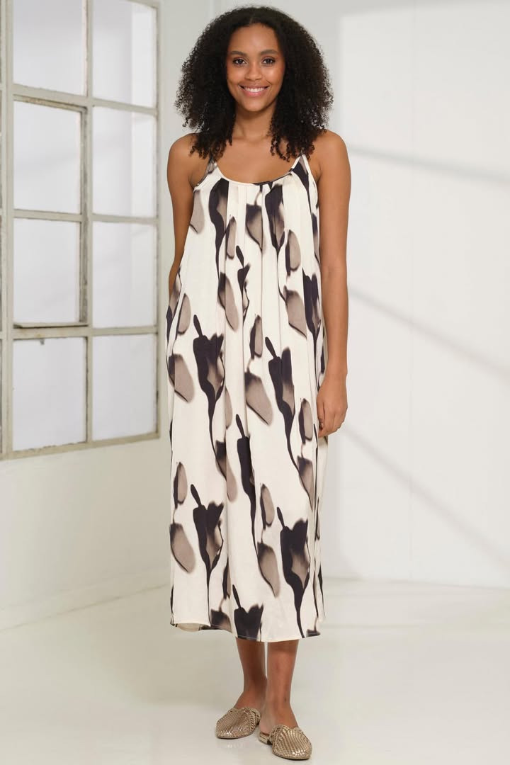 Rosengreen tilbyder flot Prepair-kjole til nedsat pris