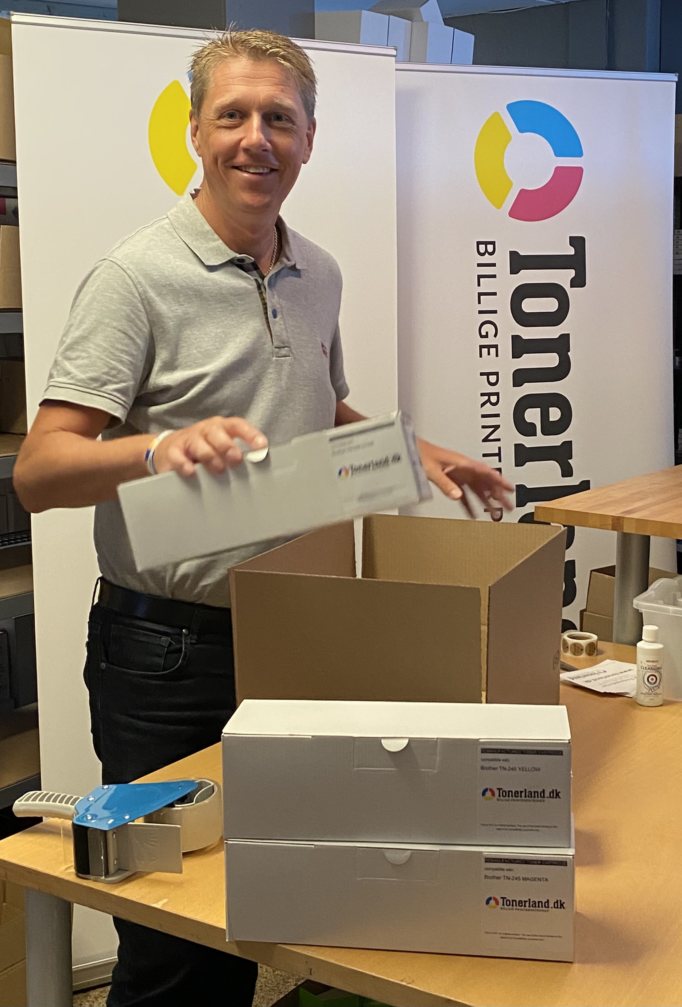 Tonerland: 10 år med printere, papir og plastlommer