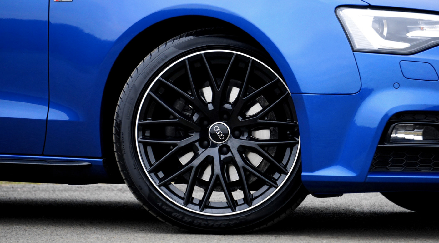 Tag til underholdende biltræf på Assersbølgård