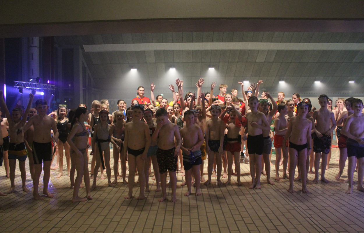 Stor tilslutning til Pool Party i Aabybro Svømmeklub 