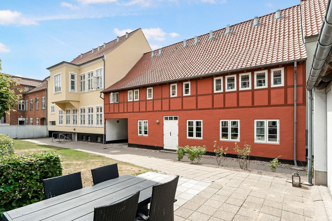 RandersBolig tilbyder eksklusiv 3-værelses lejlighed i Randers C til leje