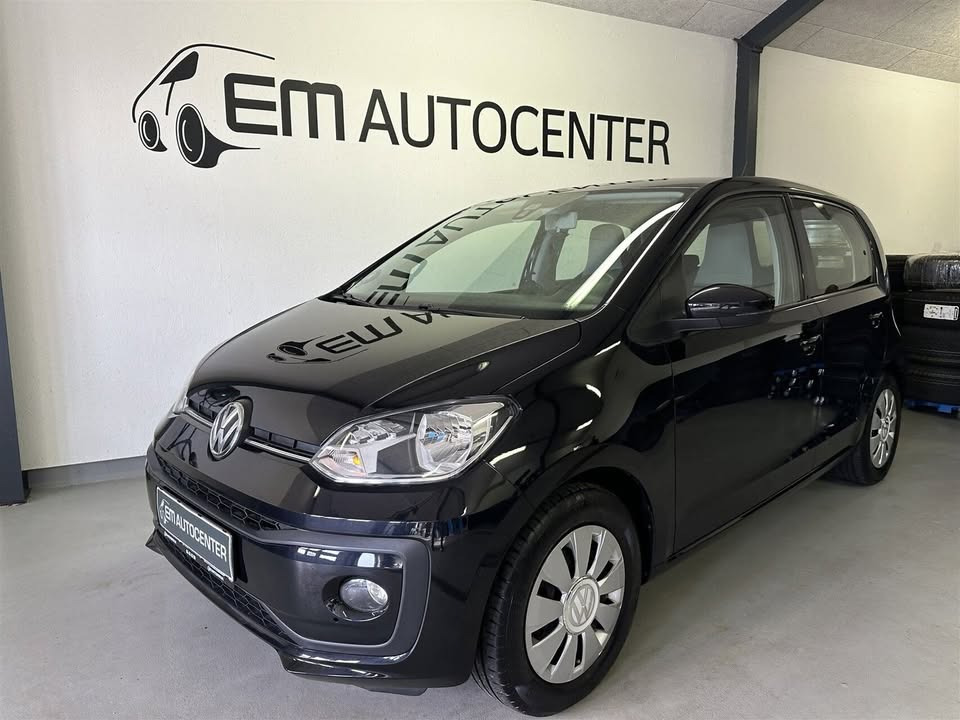 EM AUTOCENTER ApS: Flere end 10 biler klar til hurtig levering