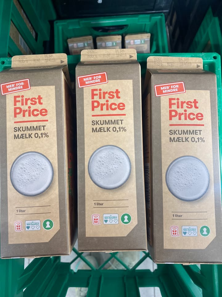Reserver og hent First Price skummetmælk til kun 2,99 kr. pr. stk. hos Løvbjerg Frederikshavn
