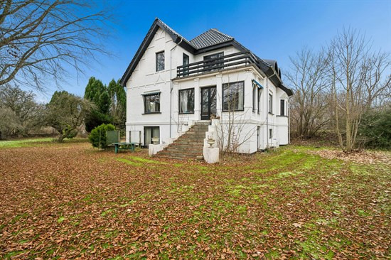 Luksusbolig netop kommet til salg i Allingåbro: Se hvad du skal smide for Allingåbros dyreste adresser her