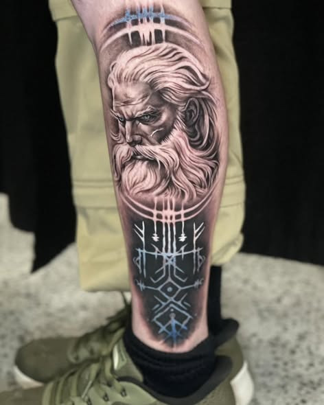 Mr. & Mrs. Tattoo hylder Viktoryas imponerende weekendpræstationer med smukke tatoveringer