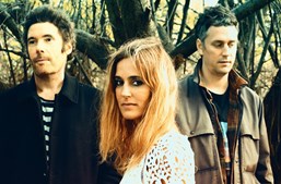 Tobaksgaarden inviterer til magisk aften med Billie Koppel og debutalbummet fra Billie and The Bell
