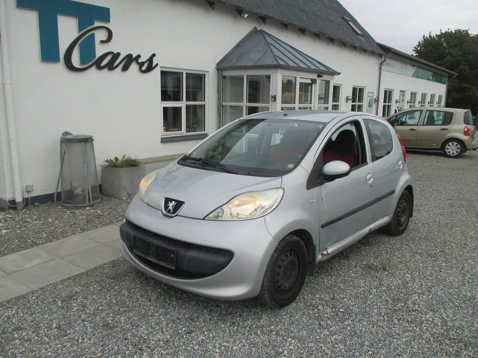 TT CARS ApS inviterer til prøvetur i Peugeot 107