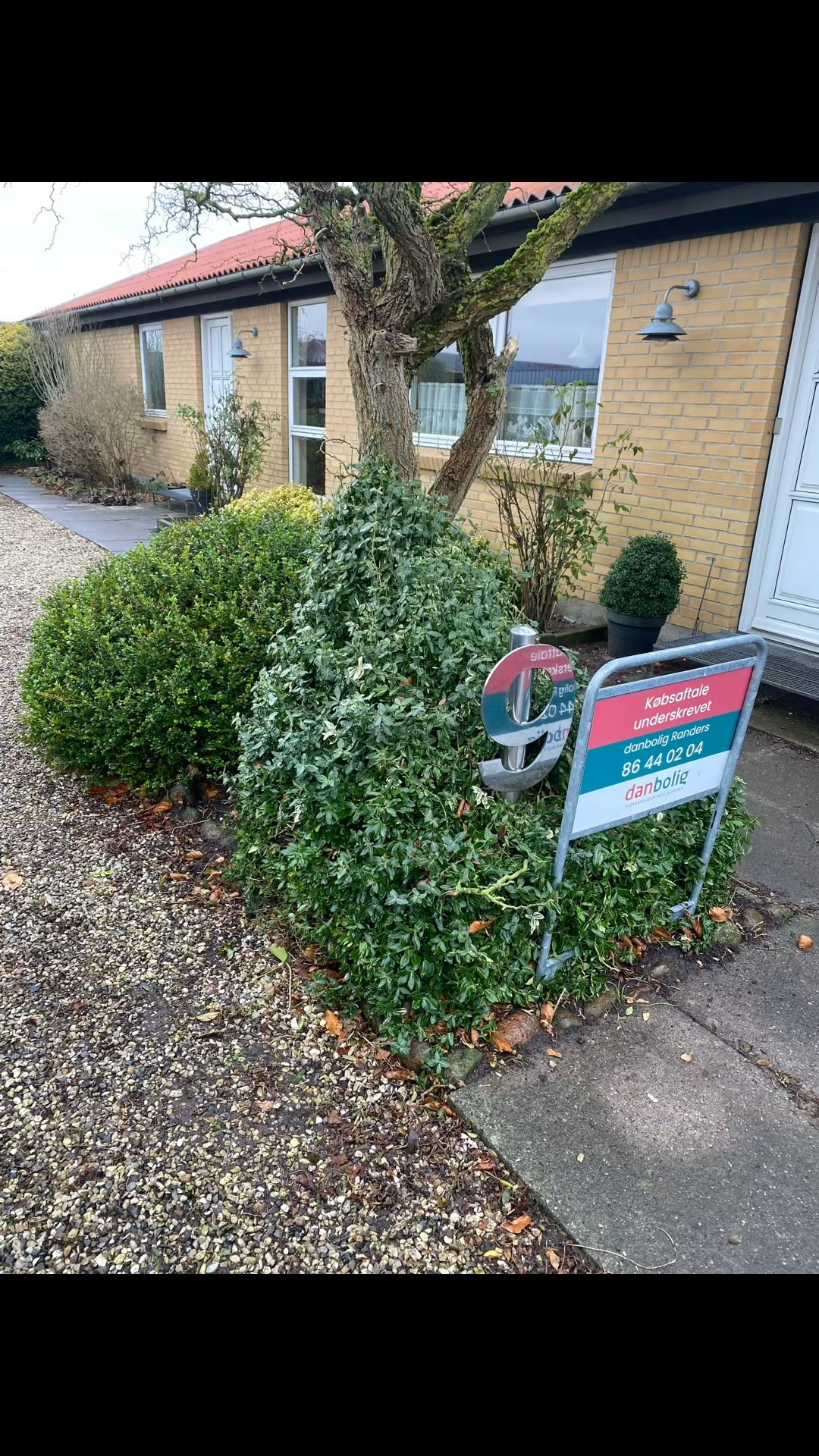 Købsaftale underskrevet på Obovej 9 i Vorup - DANBOLIG RANDERS klar til at hjælpe med dit salg