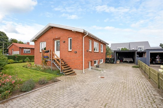 Østerled 7 er til salg for kun 895.000 kr.: Se de billigste boliger til salg i Uldum her