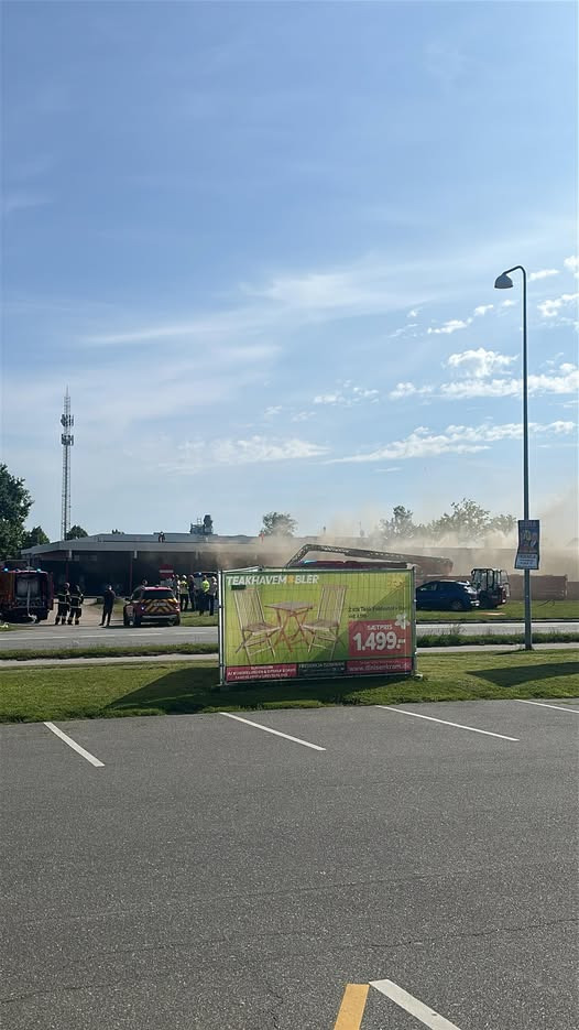 Fredericia Isenkram lukker butikken tidligt på grund af brand i nærheden