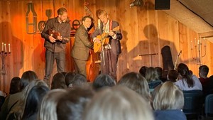 Musikalsk magi på Thyholm Skole: Elever fortrylles af Twangs unikke koncert