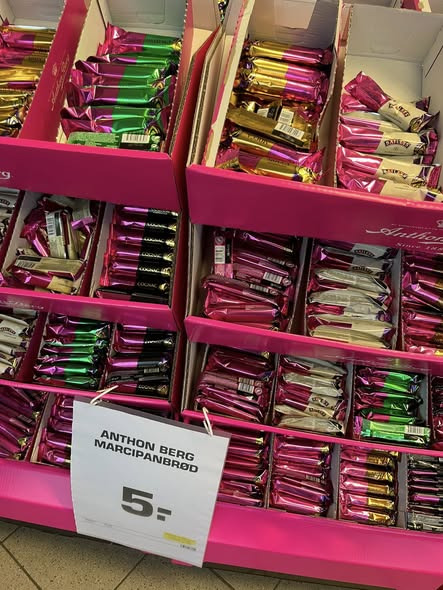 Rema 1000 Aalborg Stenbjergvej annoncerer Black Friday tilbud med lave priser og begrænsninger