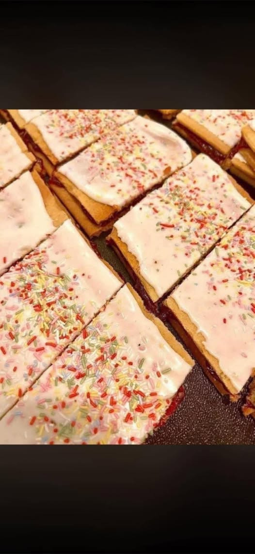 Det Lune Brød - Hobro tilbyder hindbærsnitter til spotpris i dag