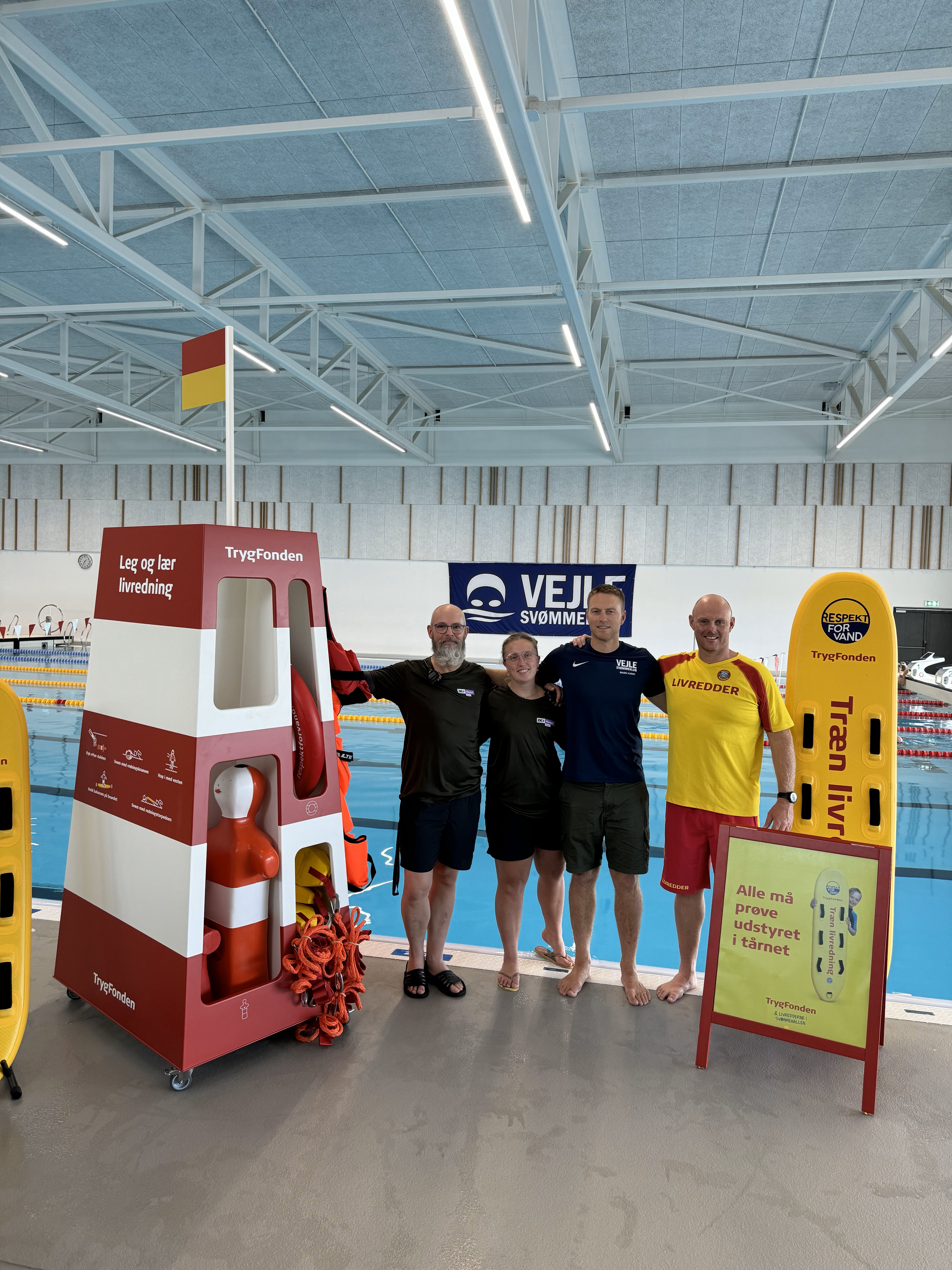 Hop i vandet og prøv ægte livredderudstyr i DGI Huset Vejle