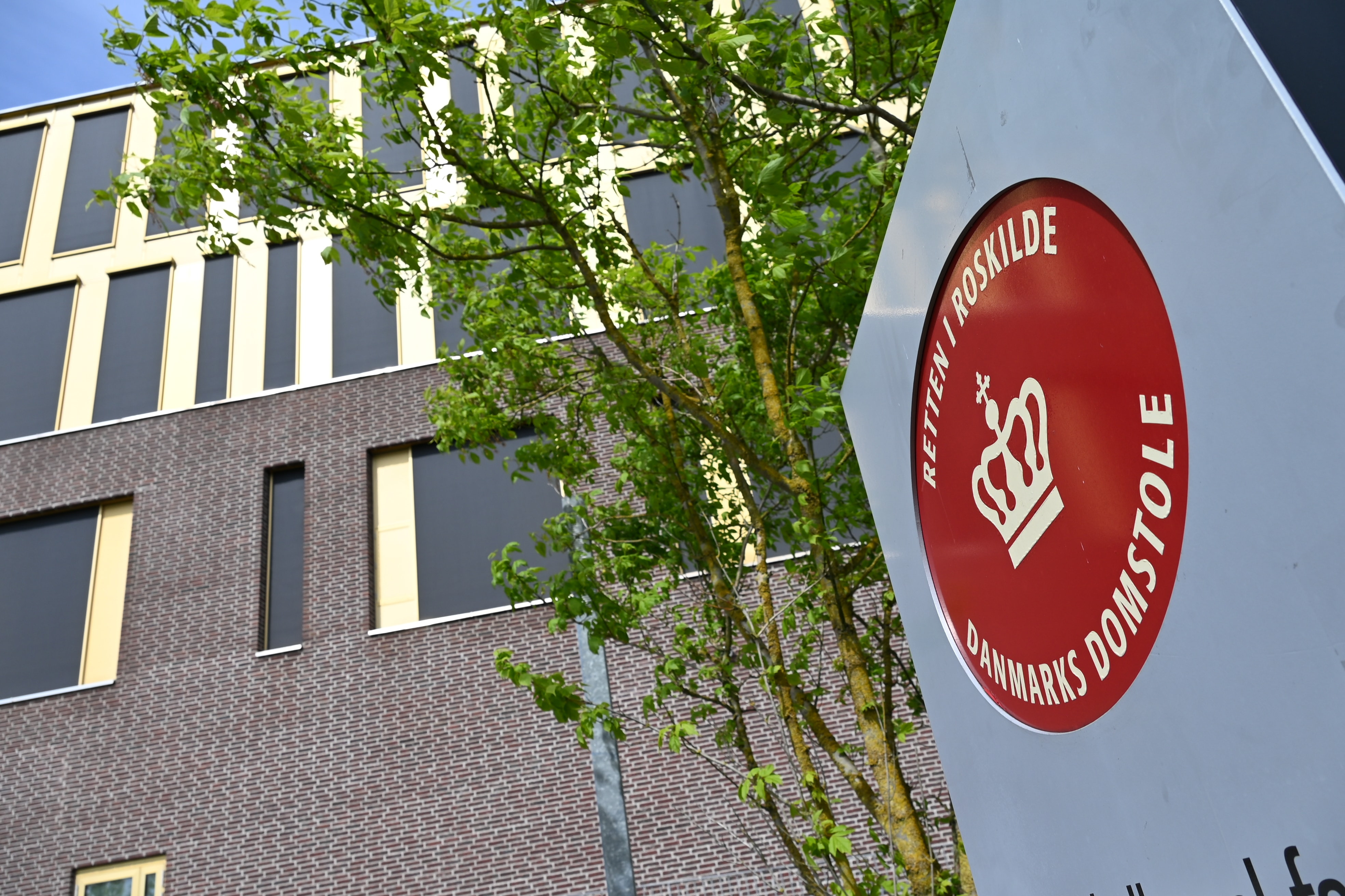 Kvinde anholdt som mistænkt for knivstikkeri i Roskilde