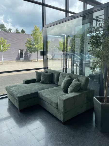 Campen Auktioner inviterer til online auktion med sofaer og weekendsenge