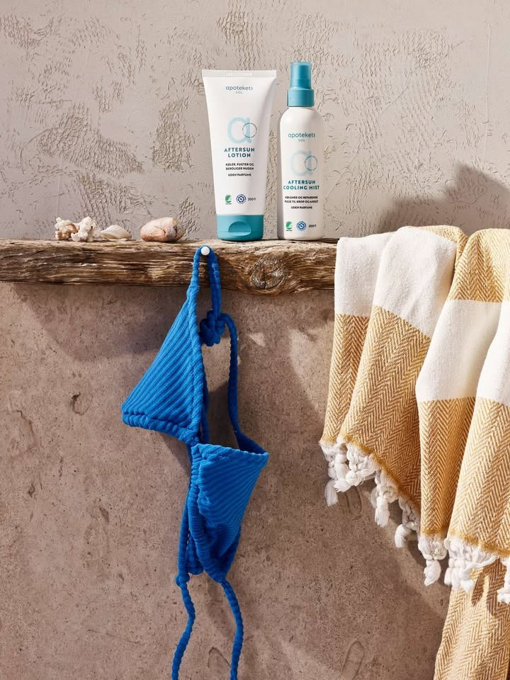 Ikast Apotek tilbyder Apotekets Aftersun Cooling Mist og Lotion