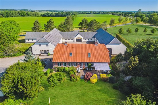 Top 6 over dyreste boliger til salg i Lunderskov. Priser op til 6.800.000 kr