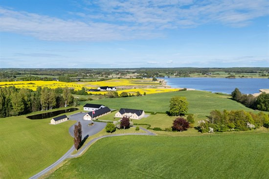 Top 6 over dyreste boliger til salg i Helsinge. Priser op til 25.500.000 kr