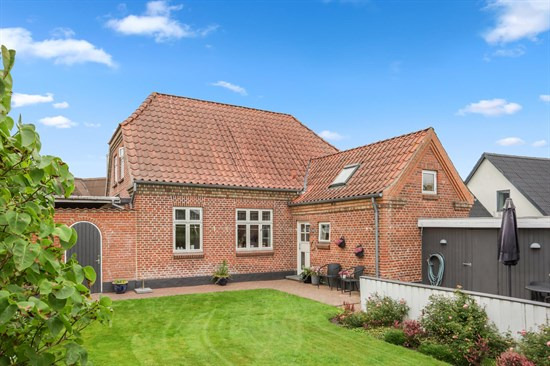 Holtevej 263 er til salg for kun 255.000 kr.: Se de billigste boliger til salg i Vrå her