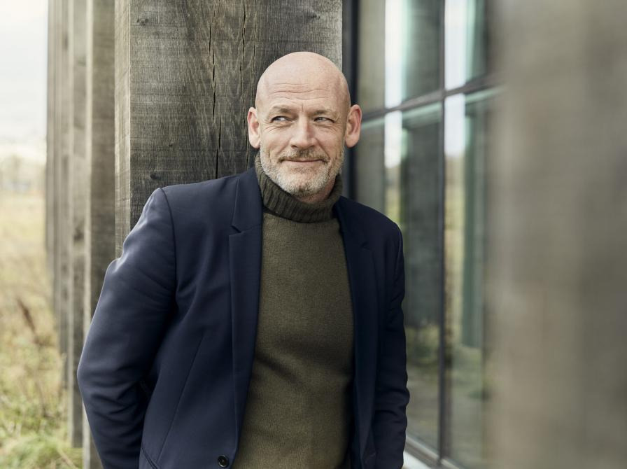 Oplev en aften med Stefan Hermann: Skolens historie og dens rolle i samfundet