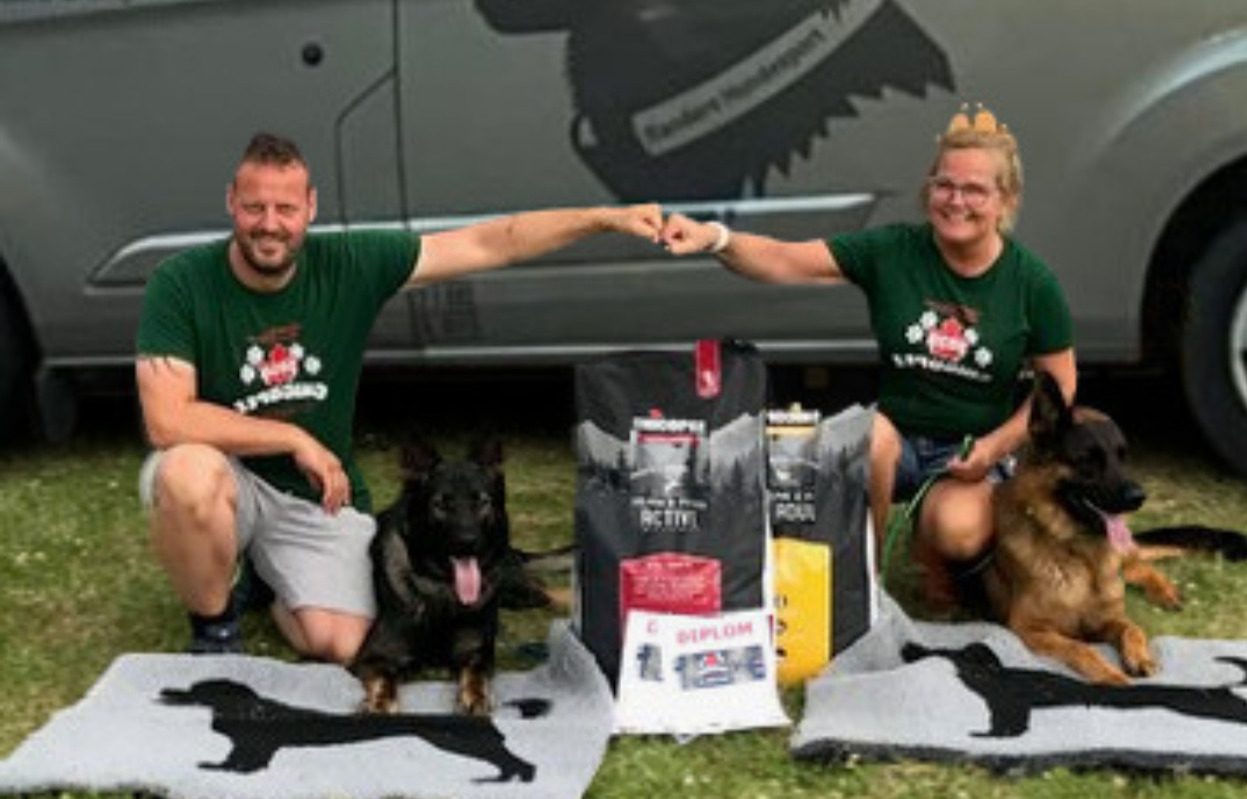 Randers Hundesport er en helt speciel, lokal virksomhed: “Hver hund er unik, og det skal deres udstyr også være”