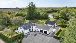 Top 6 over dyreste boliger til salg i Årre. Priser op til 3.798.000 kr