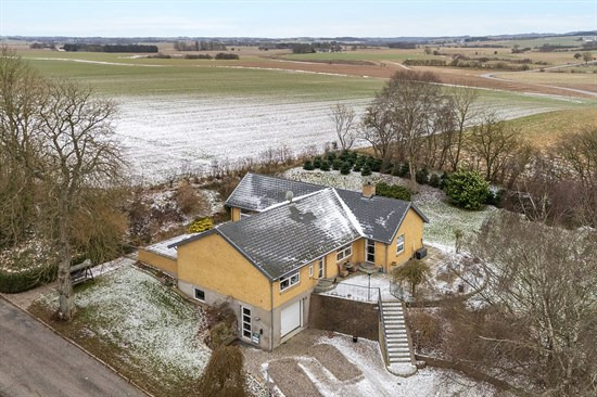 Knolden 2 og 1 anden boliger er kommet til salg denne uge i Havndal - se boligerne her.