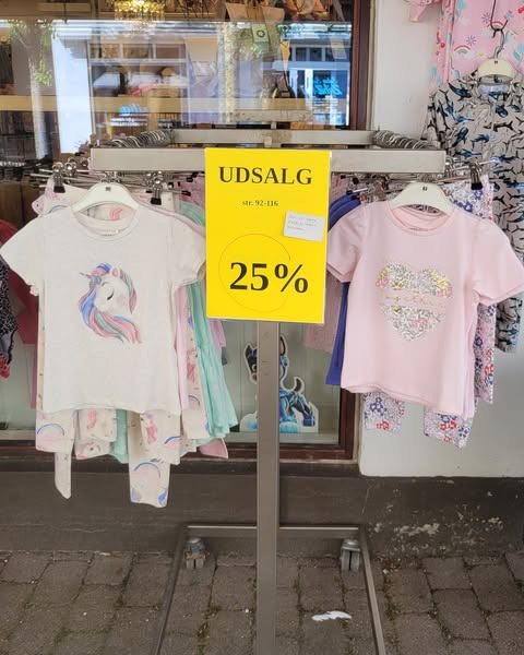 Børneshoppen Brønderslev lancerer sommerudsalg til pigerne med 25% rabat