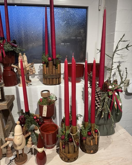 Fynbogården Blomster ApS tilbyder 50% rabat på juledekorationer og julepynt efter jul