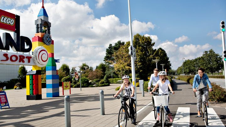 Turisterne bruger penge som aldrig før i Billund