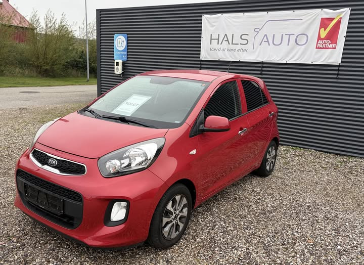 Hals Auto A/S takker lokal kunde for handel med nyere Kia Picanto