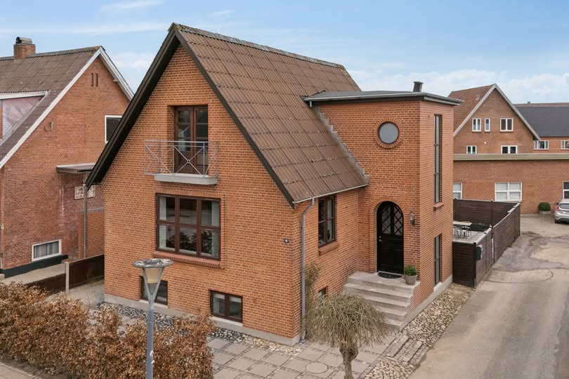 Nyhed fra John Frandsen Herning: Finsensgade 40 byder på masser af plads og central beliggenhed til familien