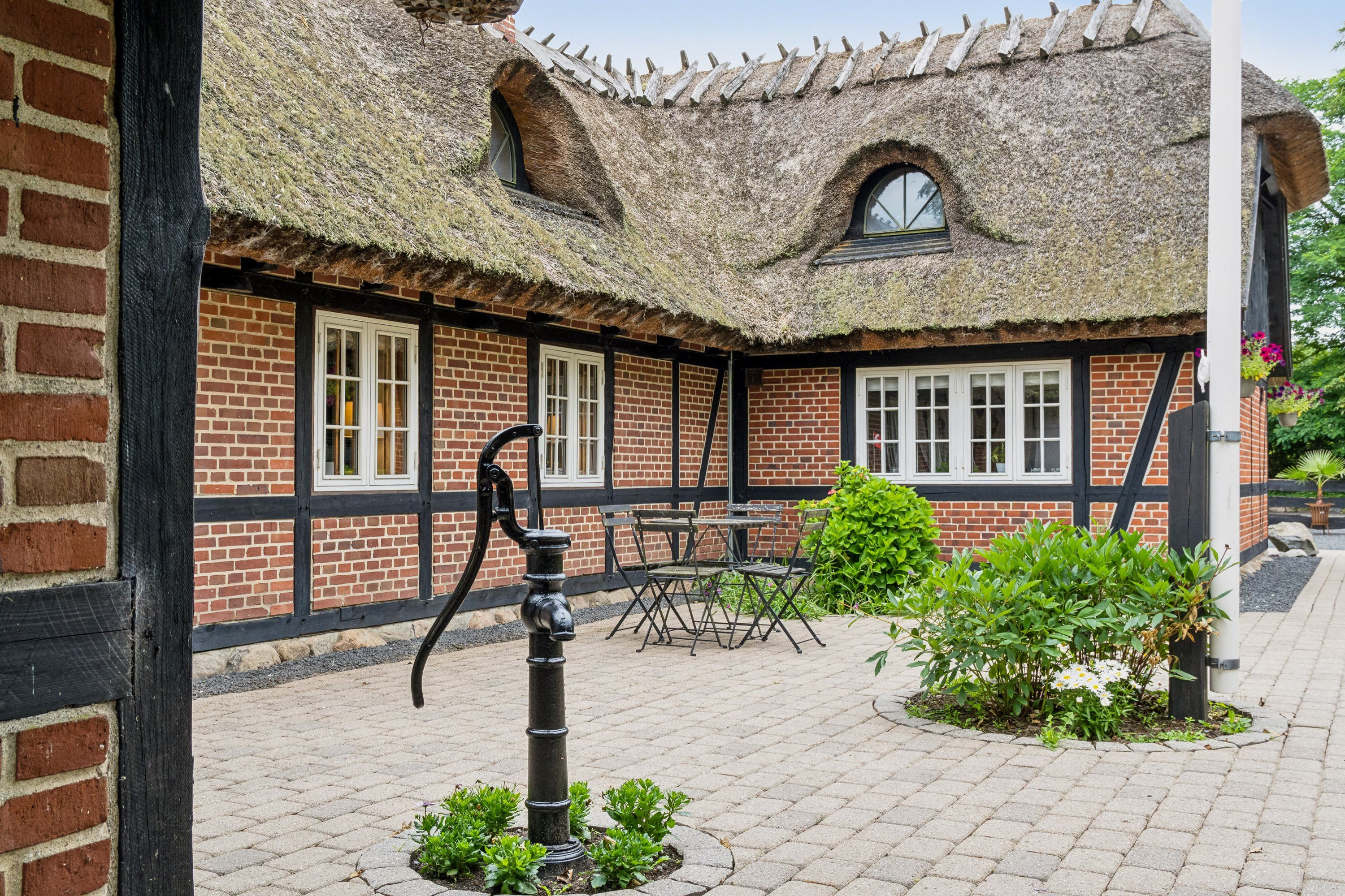 Drømmer du om luksus? For 4.995.000 kr er Holbækvej 49, Søndersted kommet til salg - Se den og de dyreste boliger til salg her