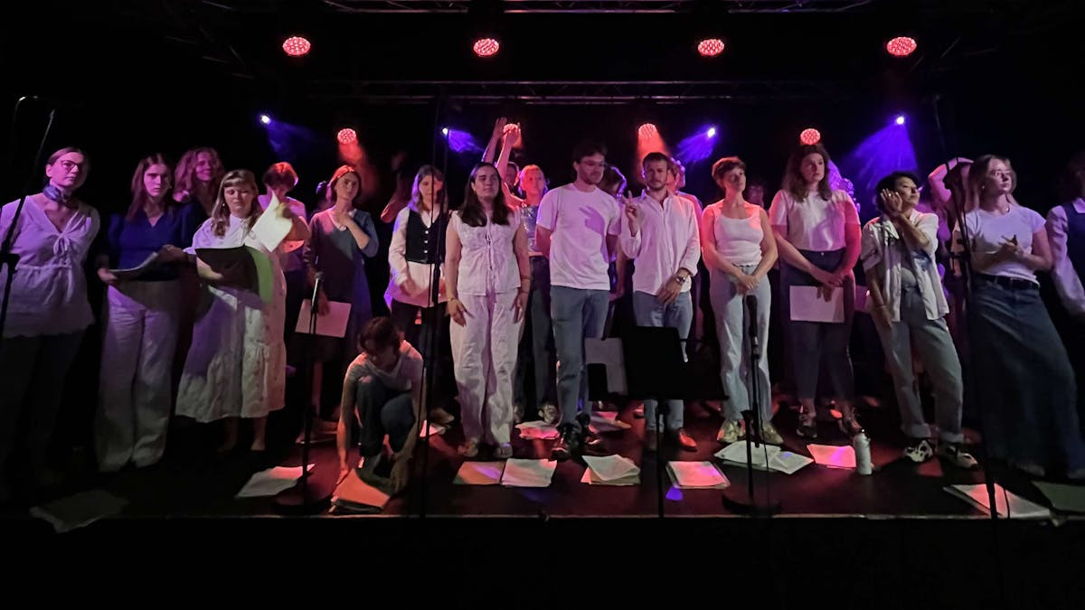 Julekoncert med Moderkor and the Highschool Kids