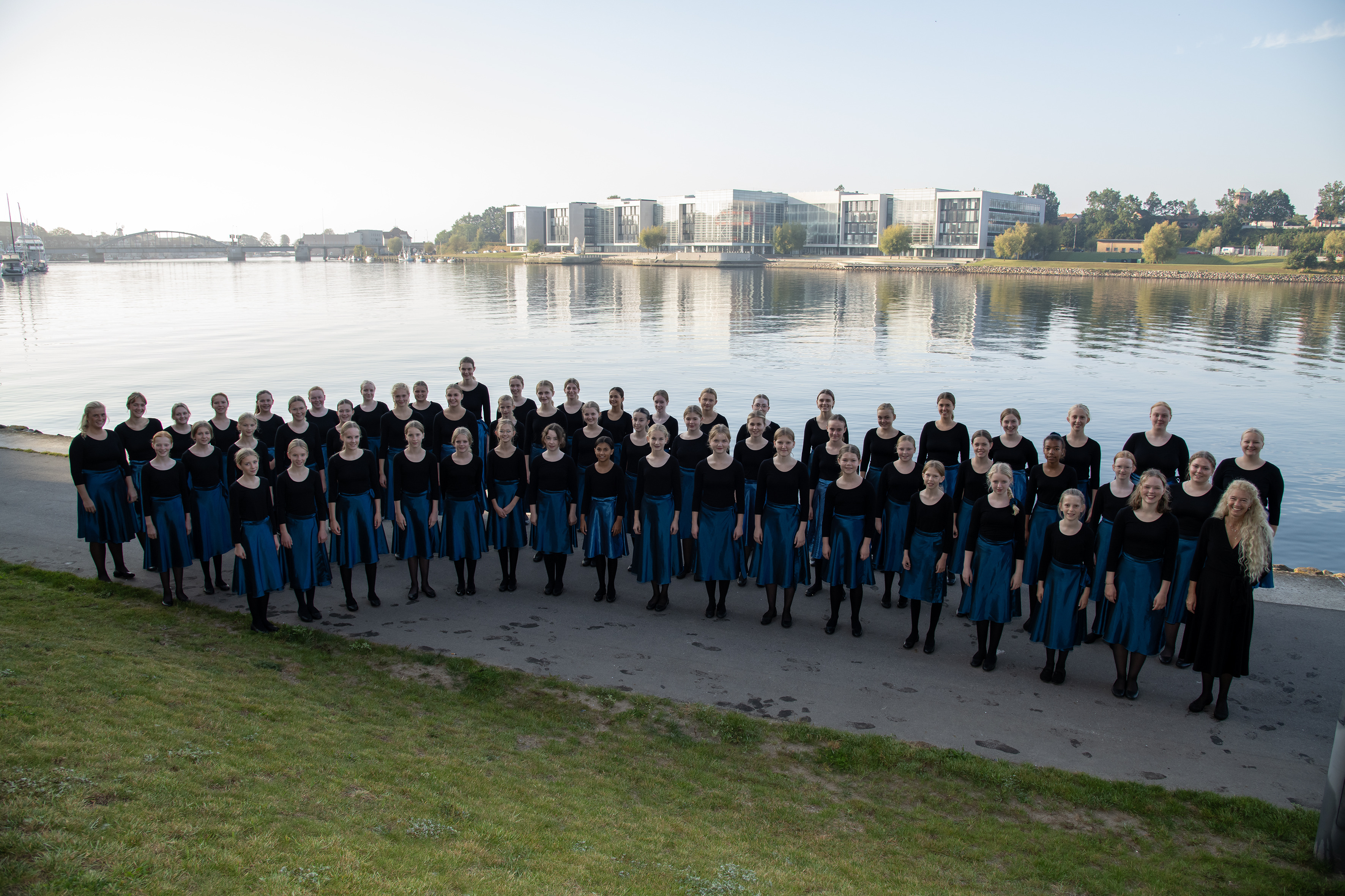 Oplev julens magi med Sønderjysk Pigekor i Sct. Marie Kirke