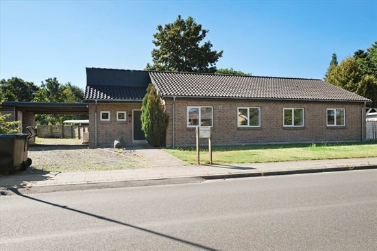 Top 6 over dyreste boliger til salg i Ejstrupholm. Priser op til 6.500.000 kr