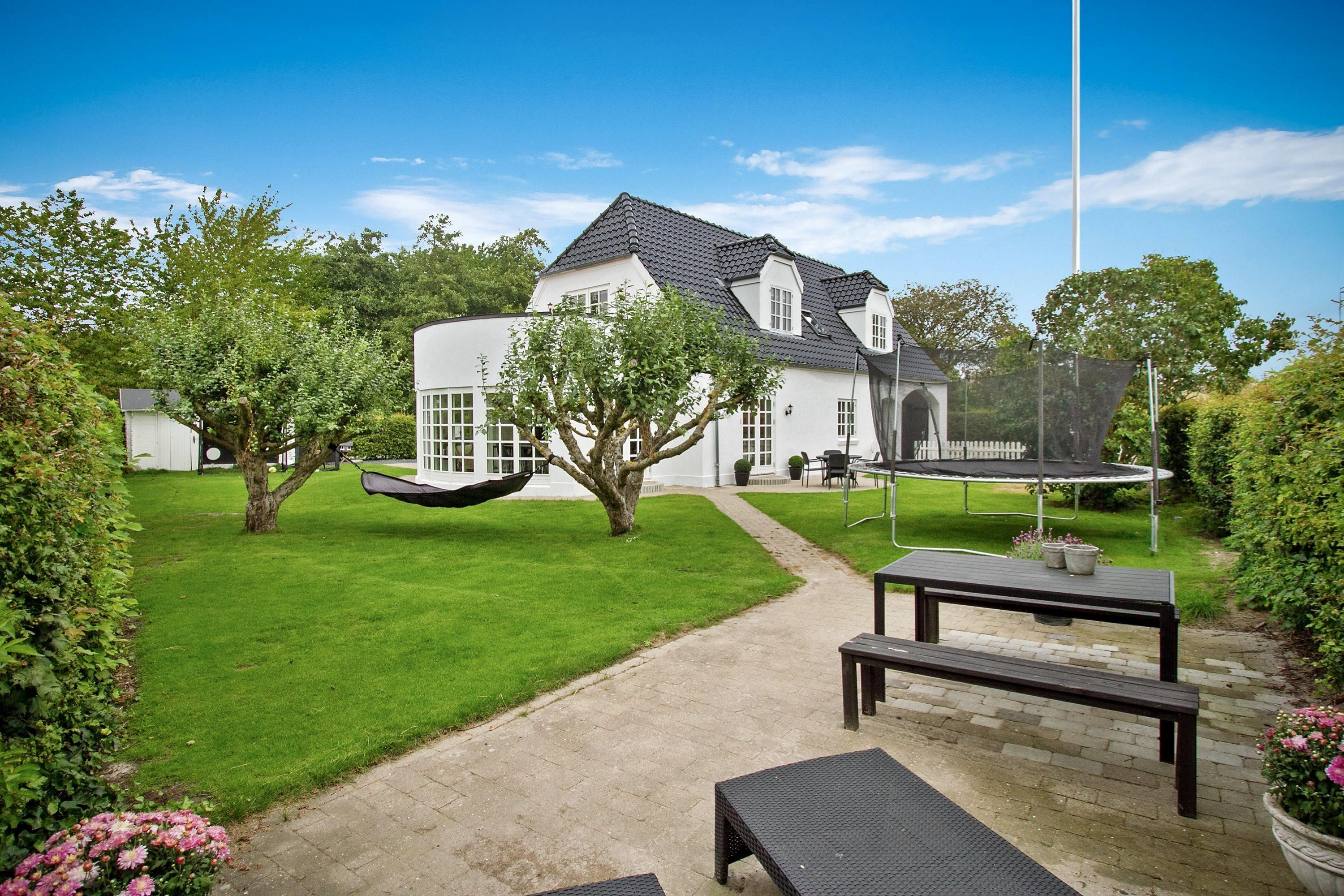 Til salg hos &LIVING Aalborg: PERFEKT BELIGGENHED I HASSERIS