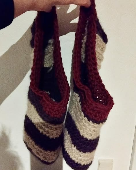 Craftdesign inspireres af kundernes kreative projekter med filtede hjemmesko