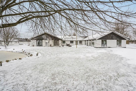 Top 6 over dyreste boliger til salg i Ikast. Priser op til 6.450.000 kr