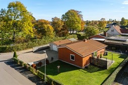Fårevejle Møllevej 2 og 1 anden boliger er kommet til salg denne uge i Fårevejle - se boligerne her.