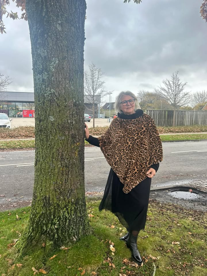 Rosengreen annoncerer: Smart poncho nedsat til 250,- gennem Facebook-opslag