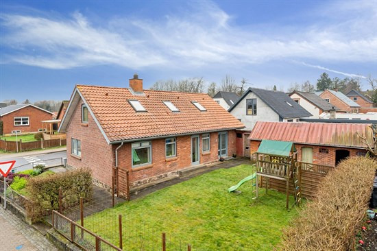 Fårupvej 15 er til salg for kun 465.000 kr.: Se de billigste boliger til salg i Rødkærsbro her