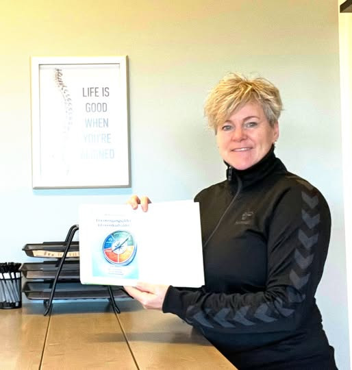 Klinik Dalen præsenterer ny bog om kvinders vej til mere overskud under overgangsalderen