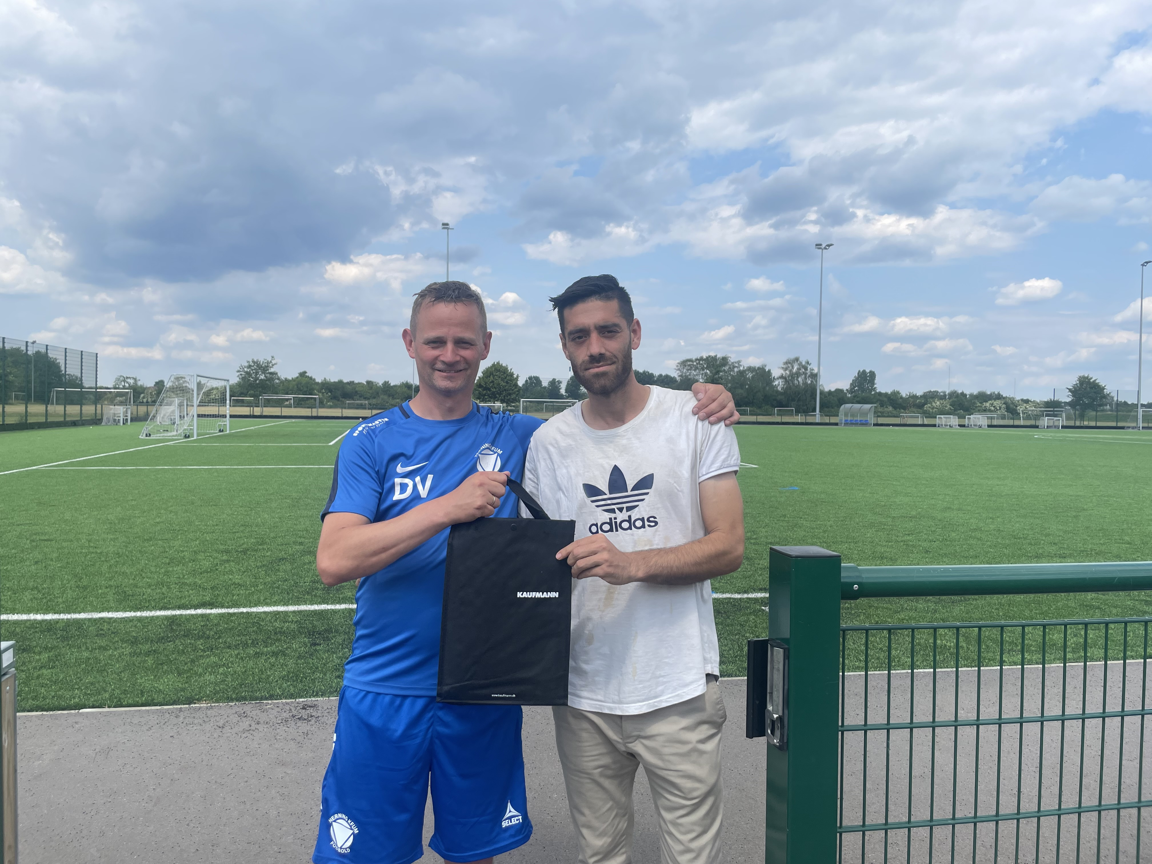 Herning KFUM-drengene var ikke klar - Indkasserede fire mål i første halvleg