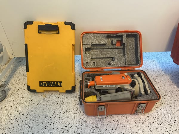 Campen Auktioner inviterer til sidste chance for kup på online oprydningsauktion