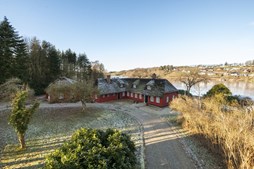 Luksusbolig netop kommet til salg i Ry: Se hvad du skal smide for Rys dyreste adresser her