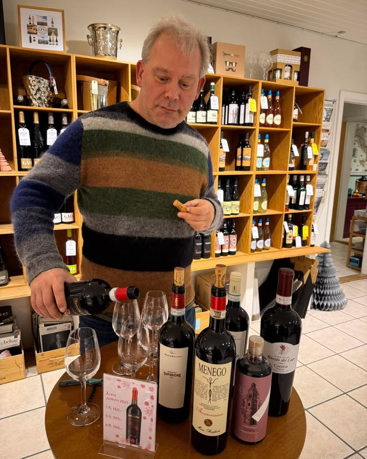 Lahvino Wine & Spirits guider dig til den perfekte julevin