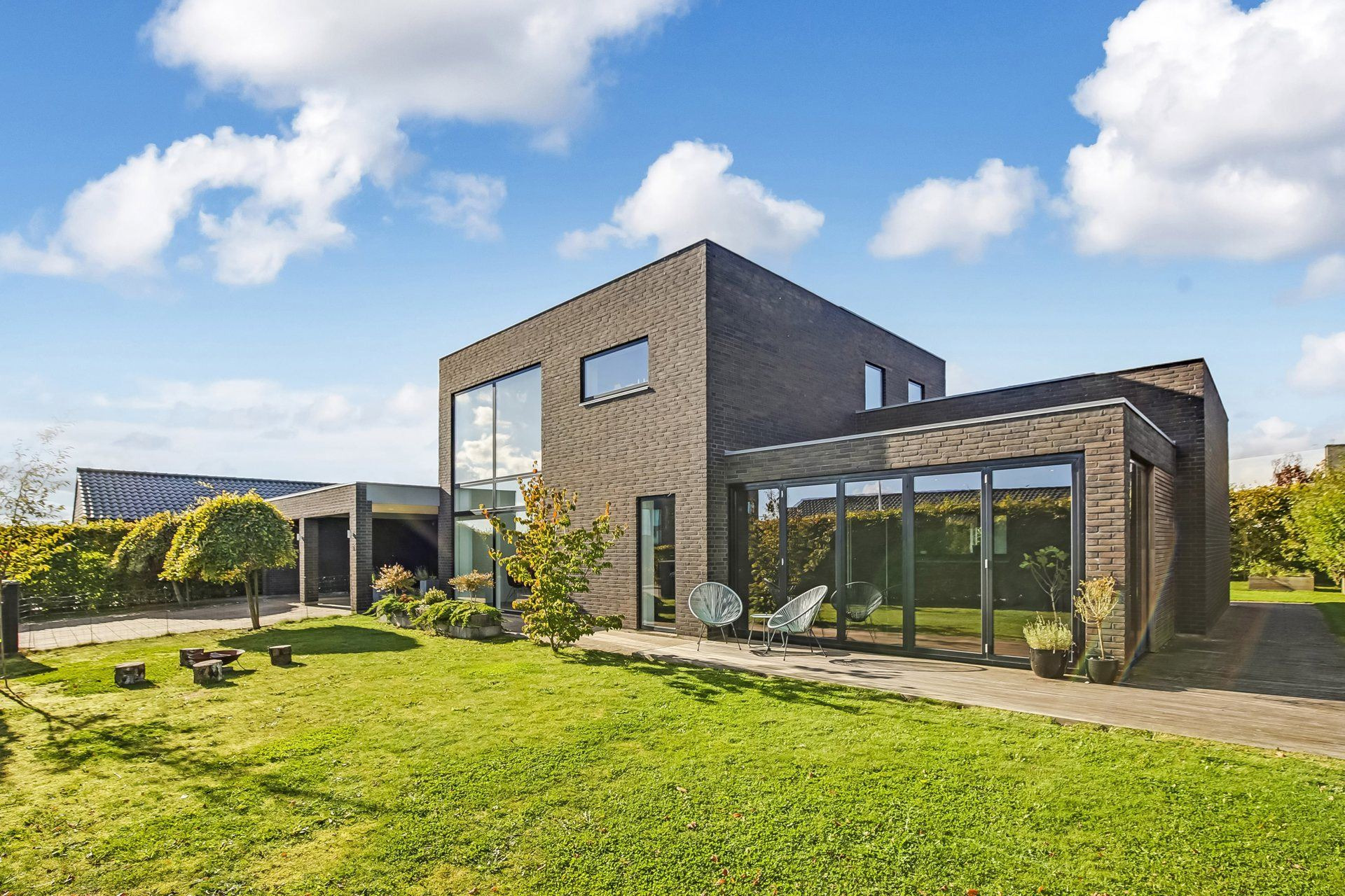 For 5,0  mio. kroner kan du nu få Overblikket 6 - Se priserne på de dyreste boliger til salg i Hornslet